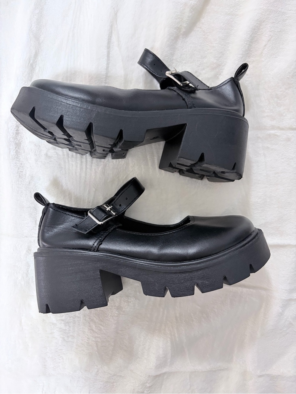 Chunky Platform Mary Janes Black Ankle Strap Lug Sole Heels Size EU 36 (US 6)